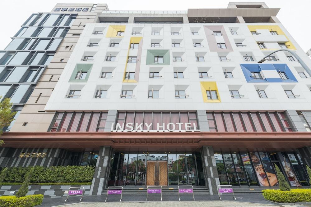 In Sky Hotel Taichung Exterior photo