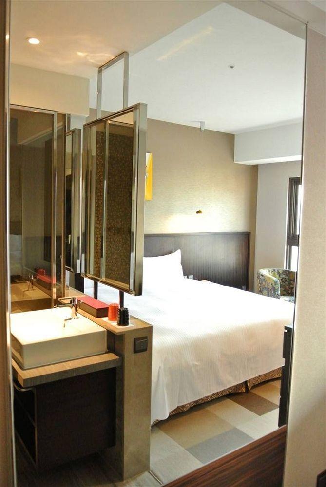 In Sky Hotel Taichung Exterior photo