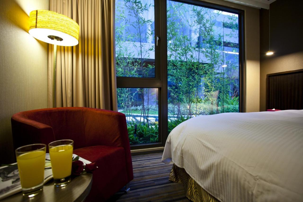 In Sky Hotel Taichung Exterior photo